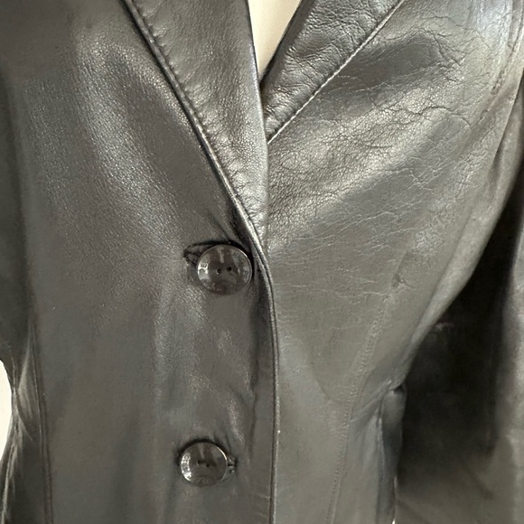 Wilsons Women's Black Leather Jacket - Picture 2 of 9